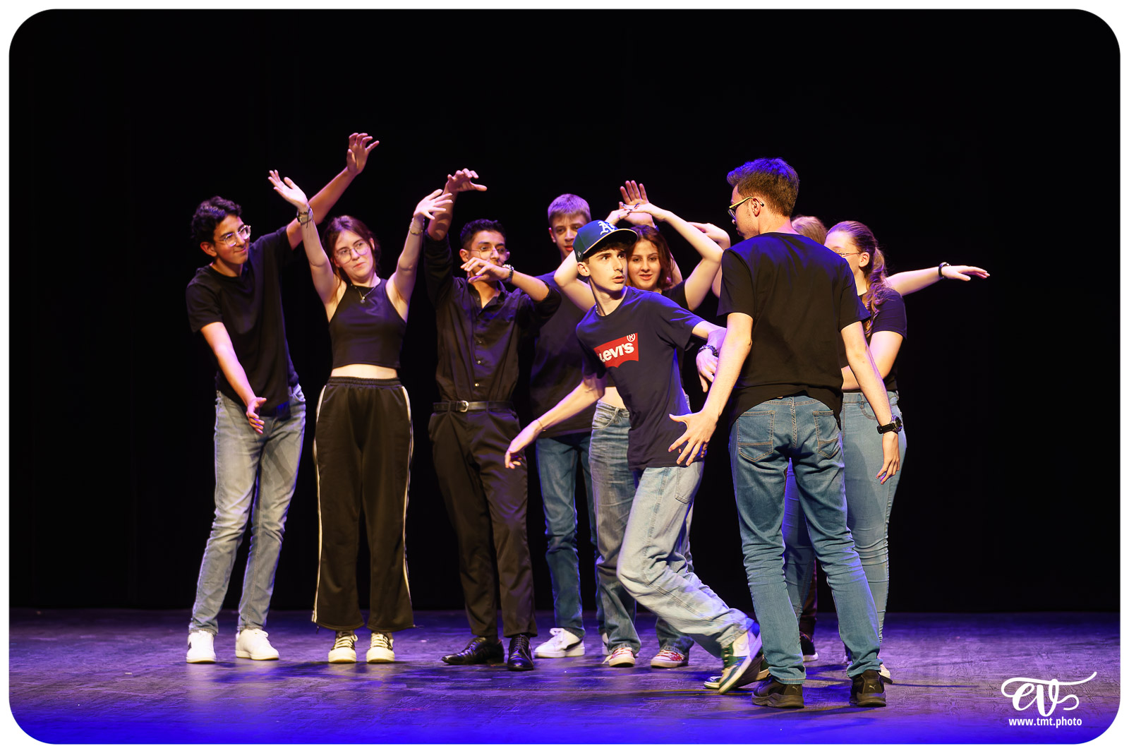 BLANCHE-NEIGE FOUTUE FORET